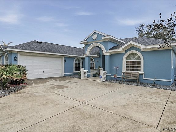 3rd image of 4480 E Van Ness Rd