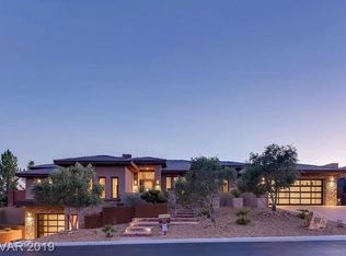 69 Hawk Ridge Dr, Las Vegas, NV 89135