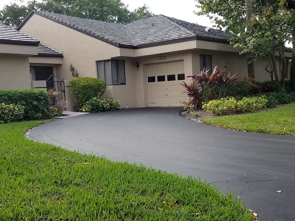1st image of 9324 Chelsea Dr S