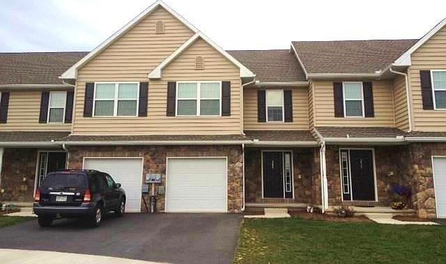 Front of Similar Home