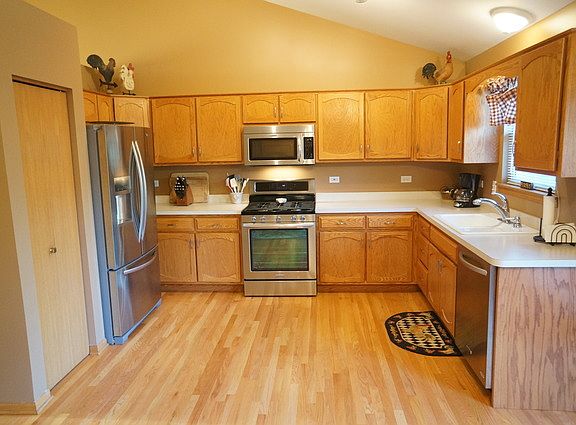 4th image of 1166 Patriot Dr
