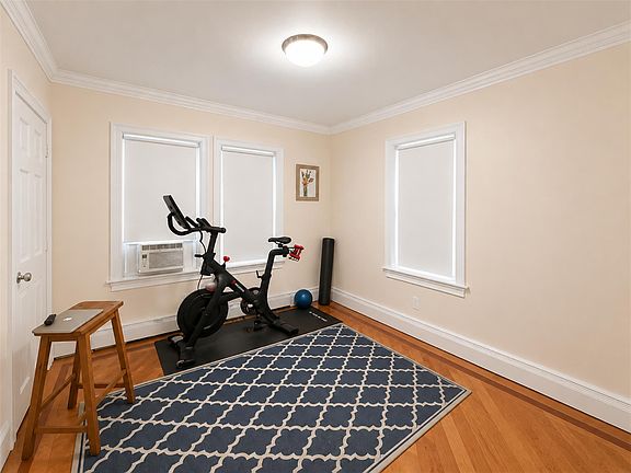 5th image of 2 Edgar Ct