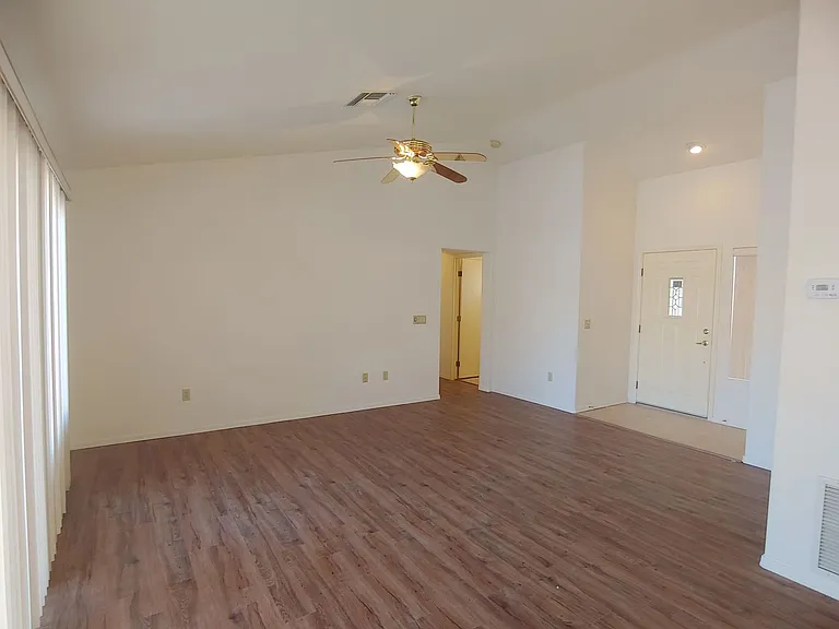 3117 Birch Grove Ct — Photo 7