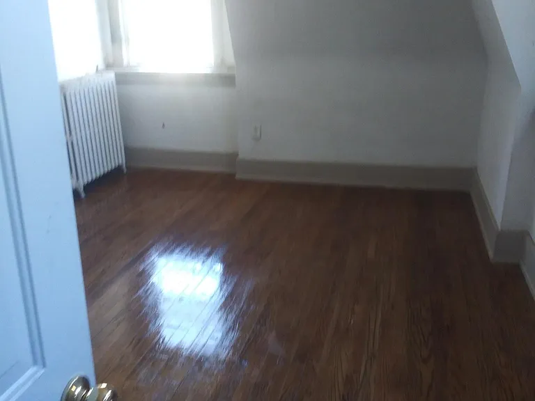626 N Perry St #8 — Photo 3