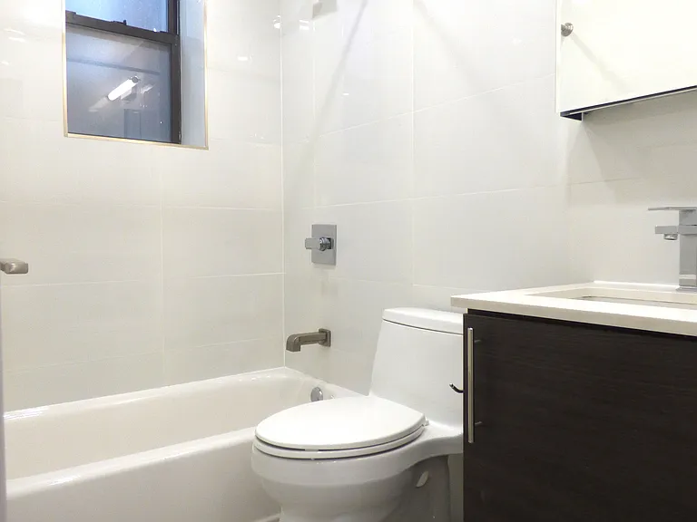 171 Avenue A #6A — Photo 8