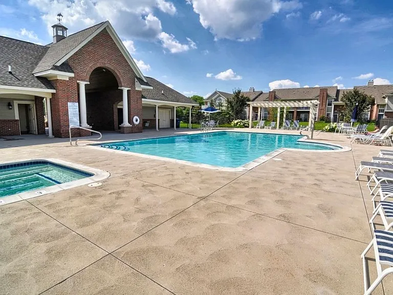 2123 Leighton Dr #2123 — Photo 2