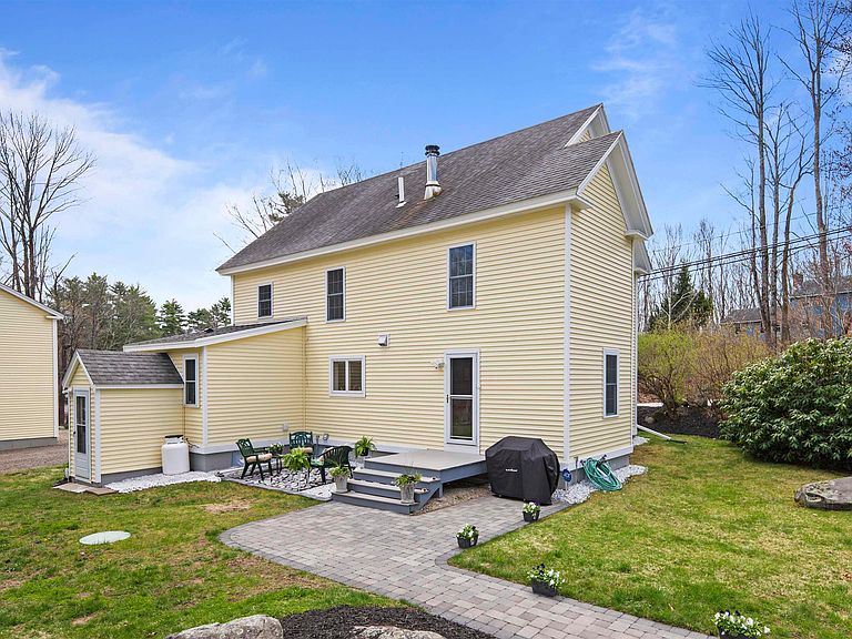 Listing photo 4