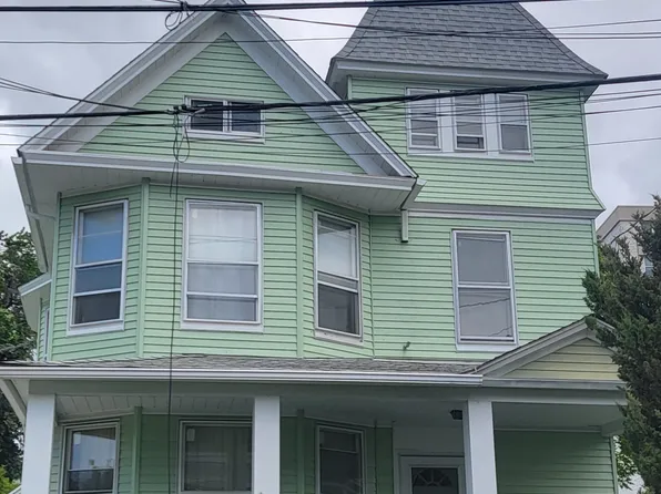 45 Washington Place, Bridgeport, CT 06604