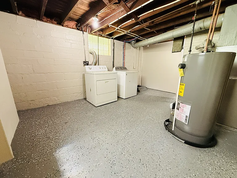 4123 Stickney Ave — Photo 17