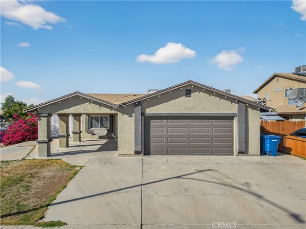 198 Driftwood Dr, El Centro, CA 92243