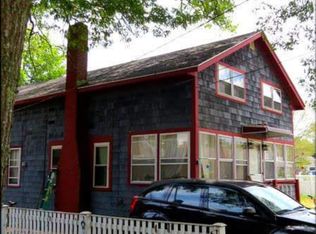 4 Wildwood Ave, Wareham, MA 02571