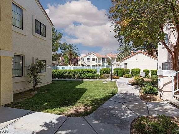 3rd image of 4877 S Torrey Pines Dr Unit 105