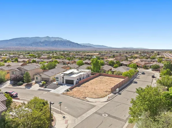 7101 Skagway Dr NE, Rio Rancho, NM 87144