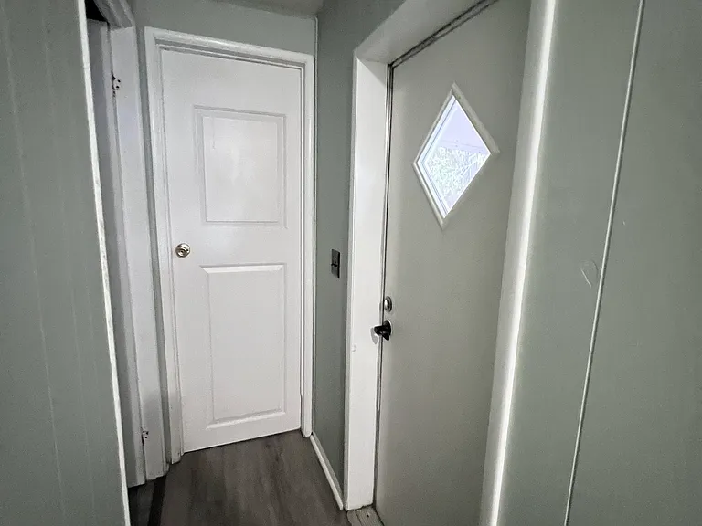 6718 Betty Ln — Photo 13