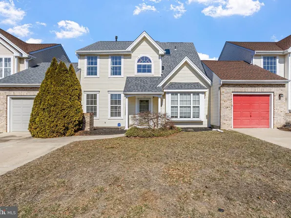 73 Fieldcrest Dr, Westampton, NJ 08060