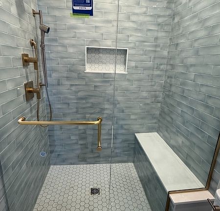 5th image of 15 Campbell Ct