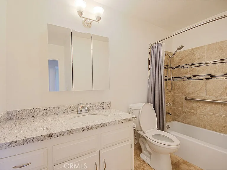 5542 Fernhill Cir #B — Photo 17