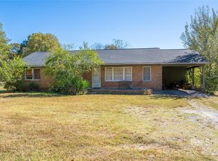 3388 Rhyne Forest Rd, Iron Station, NC 28080