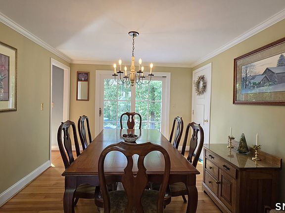 5th image of 261 Ridgewood Drive