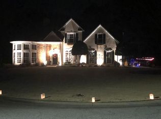 215 Lodge Trl, Fayetteville, GA 30215
