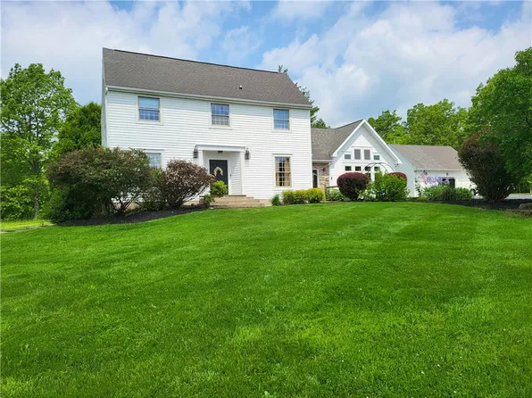 403 Crane Rd, Horseheads, NY 14845