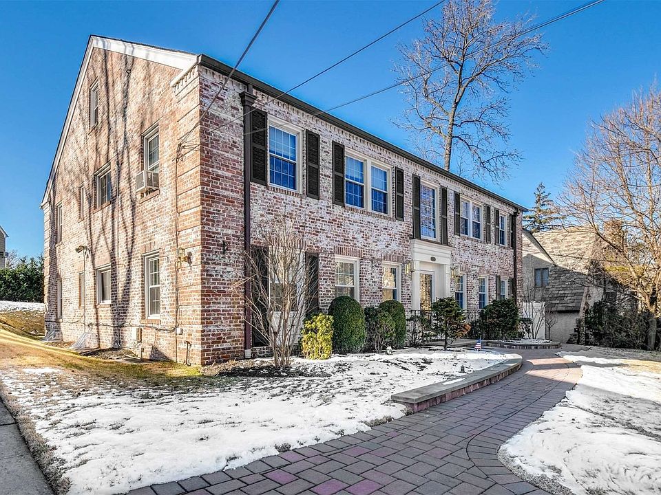 1st image of 240-24 Alameda Ave #2L