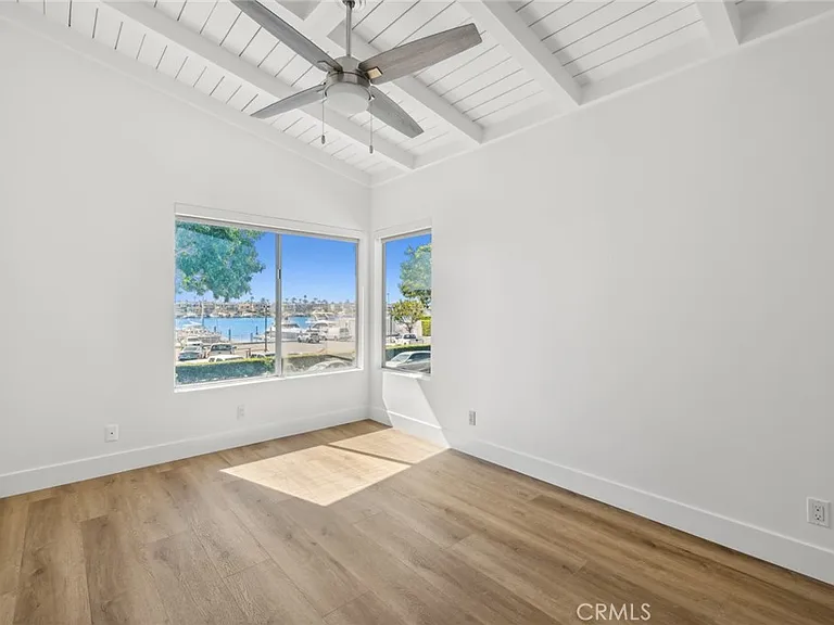 2551 Bayshore Dr — Photo 18