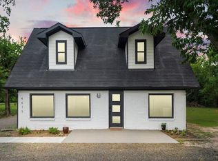 4615 W Walnut St, Pearland, TX 77581