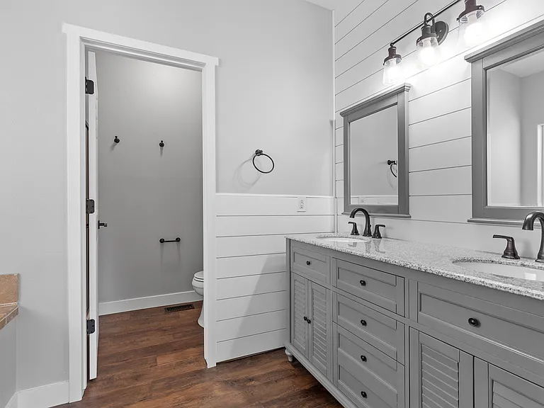 Primary Suite Bathroom Main Floor