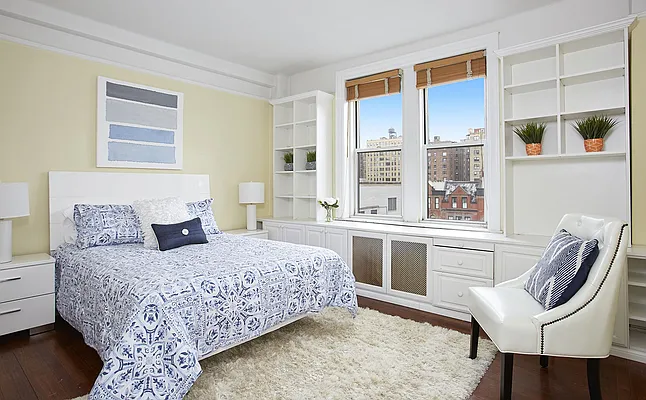 Sold by Stribling | media 13