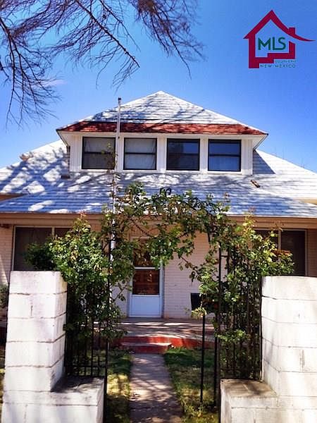 1st image of 612 W Hadley Ave