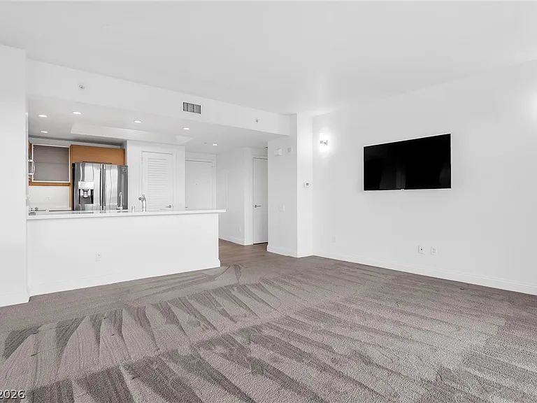 322 Karen Ave #3004 — Photo 6