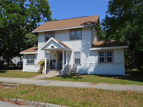 3rd image of 811 18TH AVENUE S