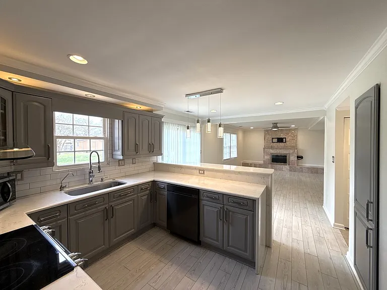 7318 Connan Ln — Photo 13