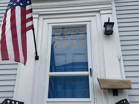5th image of 198 Main St #2W
