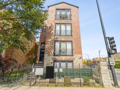 3002 W Warren Blvd APT 3, Chicago, IL, 60612