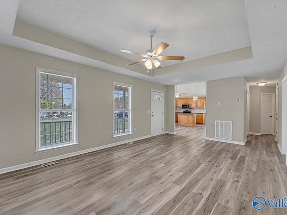 5th image of 33 Ables Ln