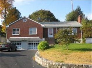 52 Saint Mary St, Needham, MA 02494