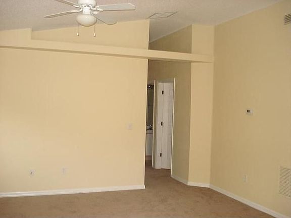 5th image of 525 Pine St