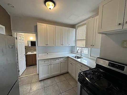 4th image of 163-30 Phroane Ave #2A