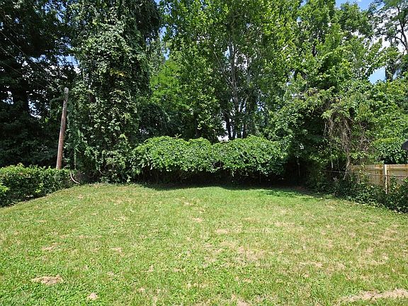 5th image of 3922 N Fordham Pl
