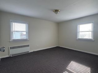 (Undisclosed Address), Mineola, NY 11501