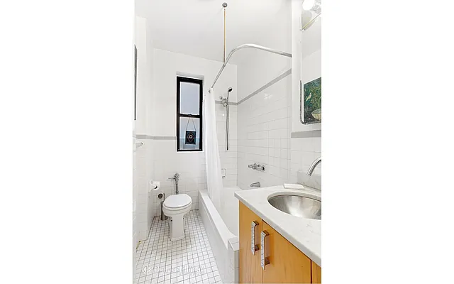 Sold by Douglas Elliman | media 12