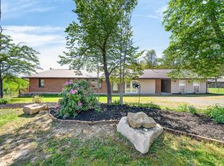 935 Brewer Rd, Crossville, TN 38572