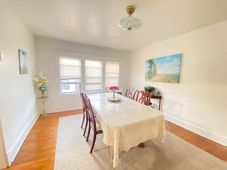 22 Grand Blvd #2 — Photo 11
