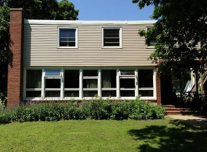 1st image of 1387 Cleveland Ave N