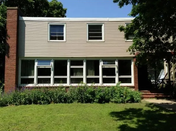 1387 Cleveland Ave N, Saint Paul, MN 55108