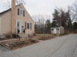 26 Field Ave, West Warwick, RI 02893