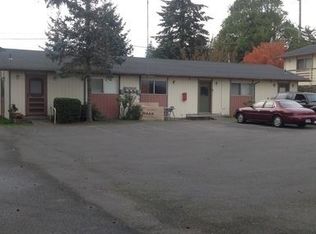 230 S 10th St, Coos Bay, OR 97420