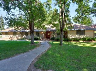 8735 Sleepy Hollow Ln, Elk Grove, CA 95624